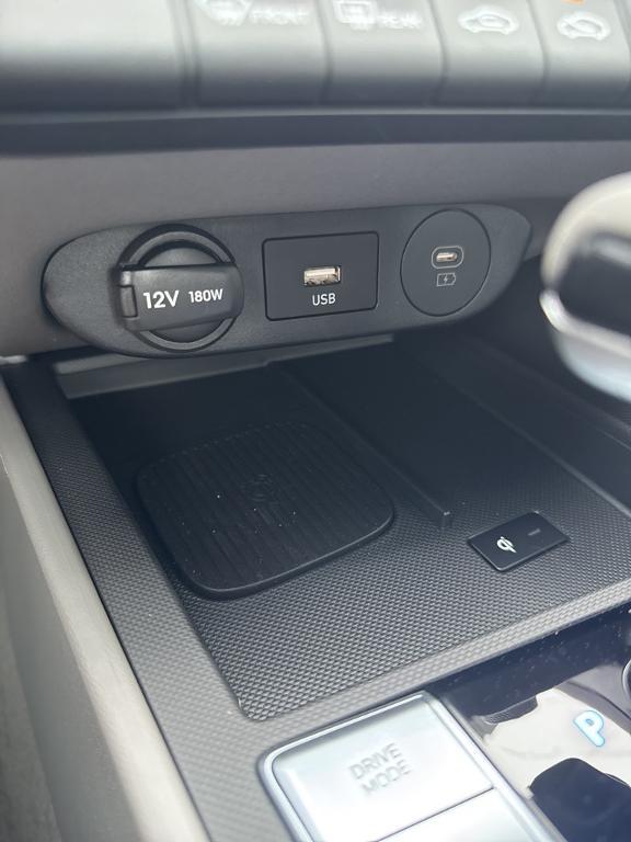 new 2025 Hyundai Elantra car, priced at $25,010