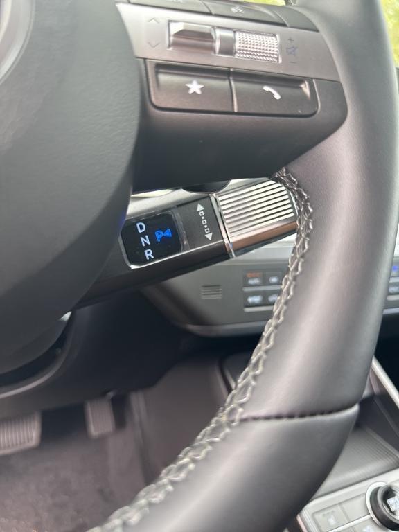 new 2025 Hyundai Kona EV car, priced at $38,055
