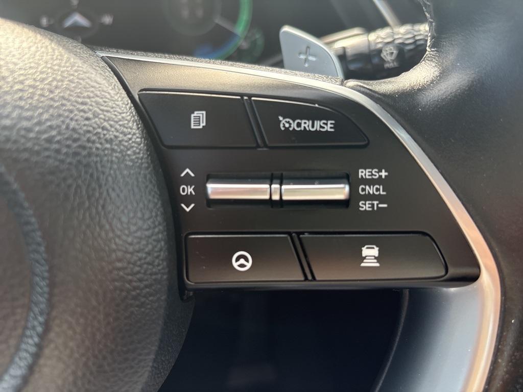 used 2021 Hyundai Sonata Hybrid car, priced at $20,198