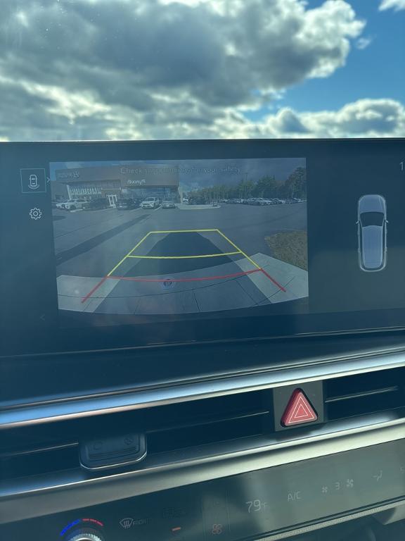 used 2024 Kia Sorento car, priced at $30,598