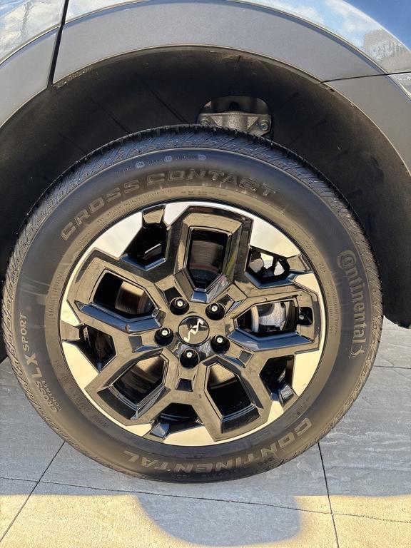 used 2024 Kia Sorento car, priced at $30,598