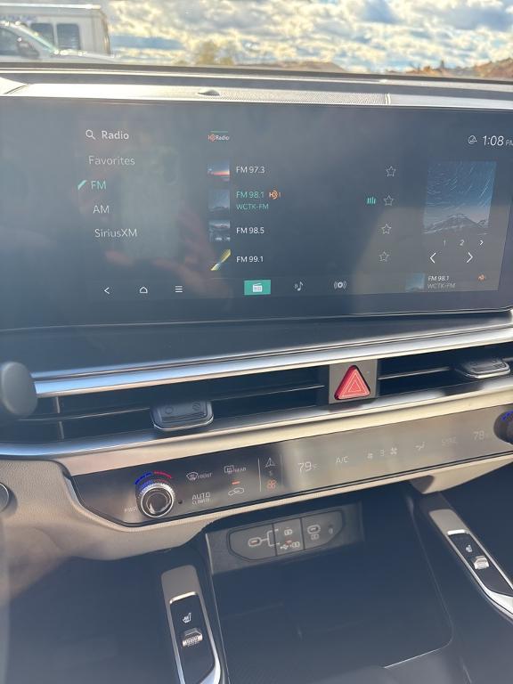 used 2024 Kia Sorento car, priced at $30,598