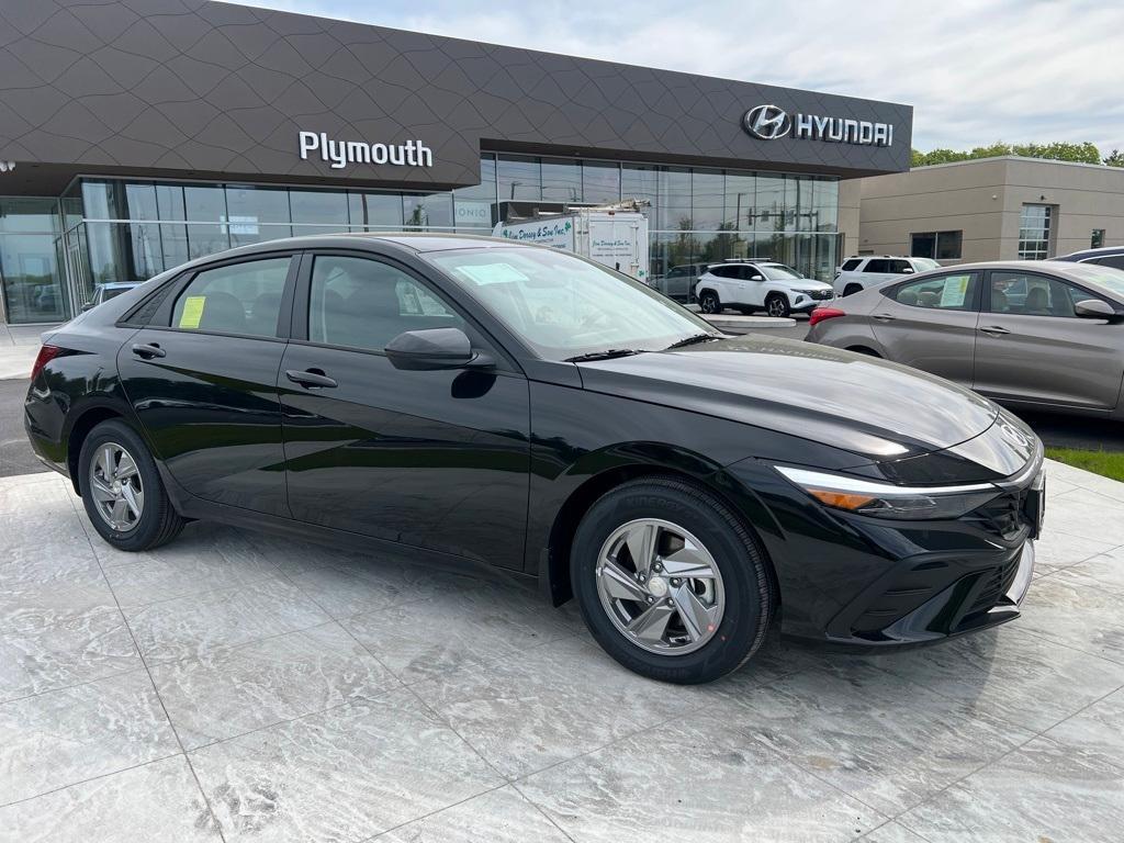 new 2025 Hyundai Elantra car, priced at $22,885