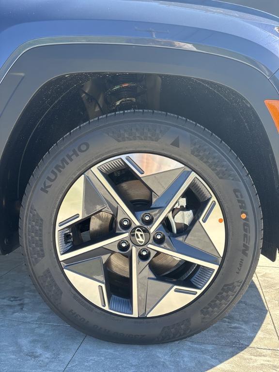new 2026 Hyundai Tucson car, priced at $33,335
