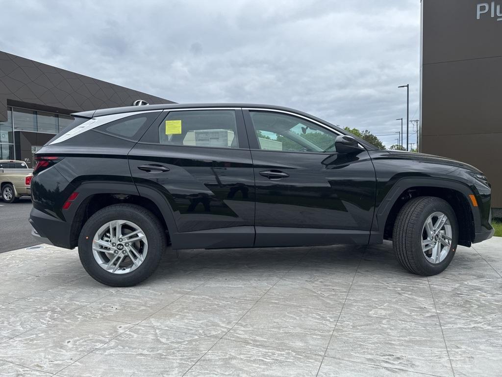 new 2025 Hyundai Tucson car, priced at $31,290