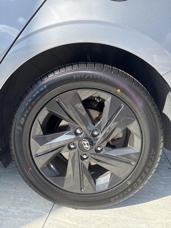 used 2021 Hyundai Elantra car, priced at $14,598