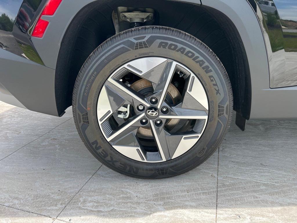 new 2025 Hyundai Tucson car, priced at $35,775