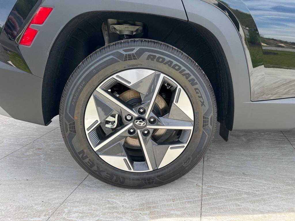 new 2025 Hyundai Tucson car, priced at $35,775