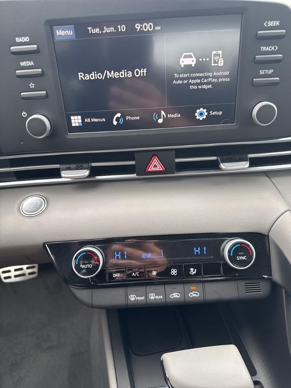 new 2025 Hyundai Elantra car, priced at $24,445