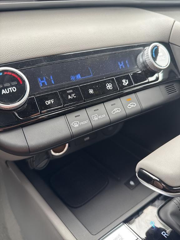 new 2025 Hyundai Elantra car, priced at $24,445