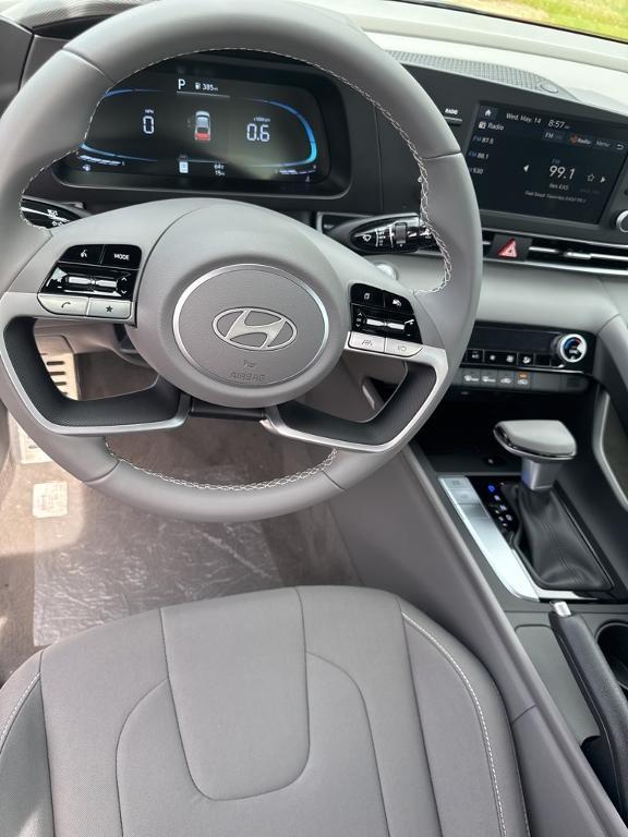 new 2025 Hyundai Elantra car, priced at $24,375