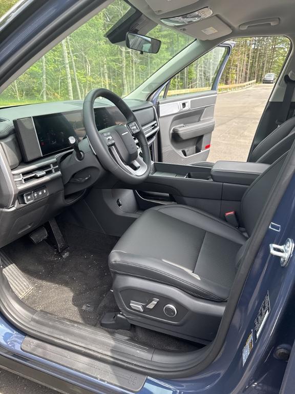 new 2025 Hyundai SANTA FE HEV car, priced at $39,739