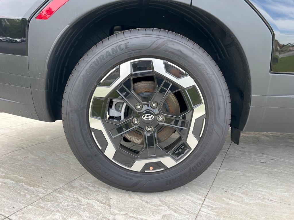 new 2025 Hyundai Santa Fe car, priced at $38,879
