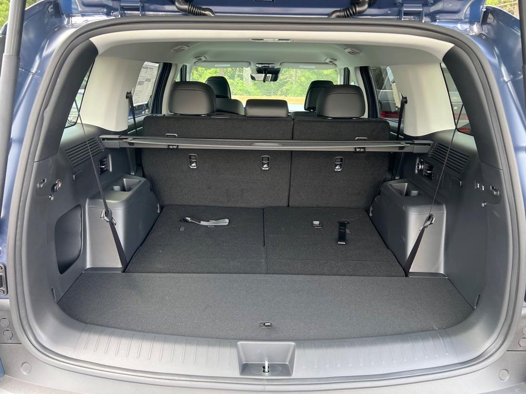 new 2025 Hyundai SANTA FE HEV car, priced at $39,890