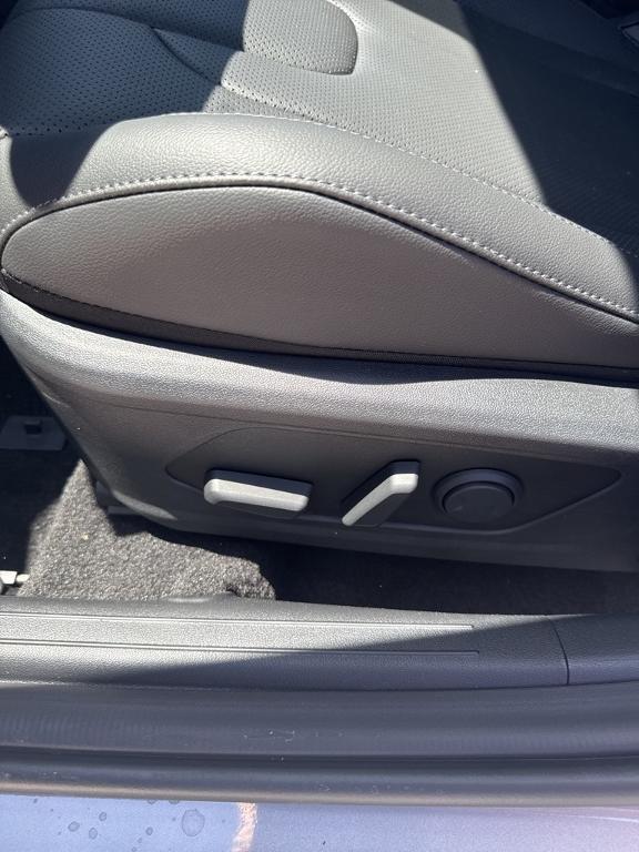 new 2025 Hyundai ELANTRA HEV car, priced at $31,505