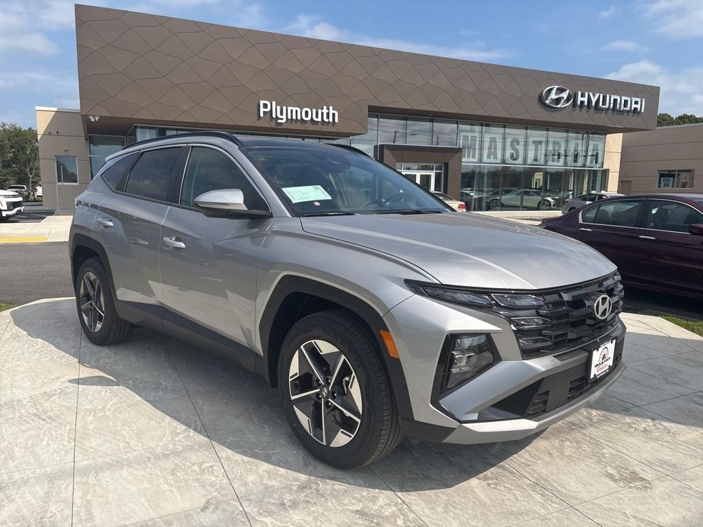 new 2025 Hyundai TUCSON Hybrid car, priced at $39,160