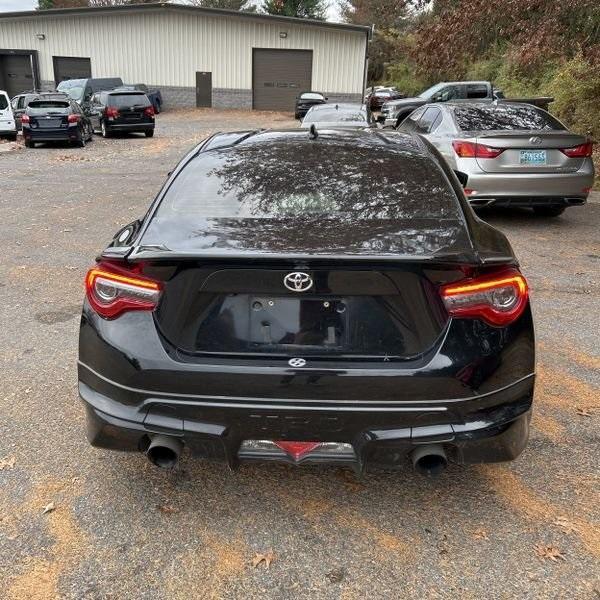 used 2019 Toyota 86 car, priced at $20,998