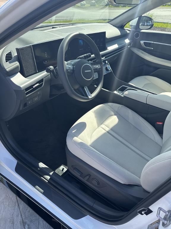 used 2024 Hyundai Sonata car, priced at $24,998