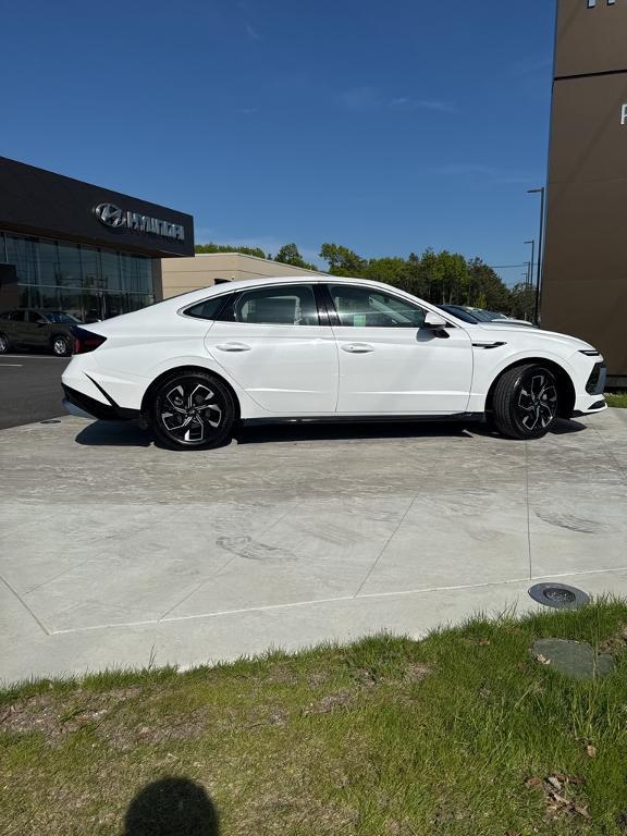 used 2024 Hyundai Sonata car, priced at $24,998