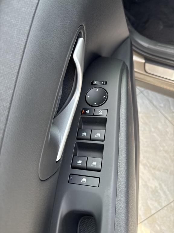 new 2025 Hyundai TUCSON Hybrid car, priced at $37,075