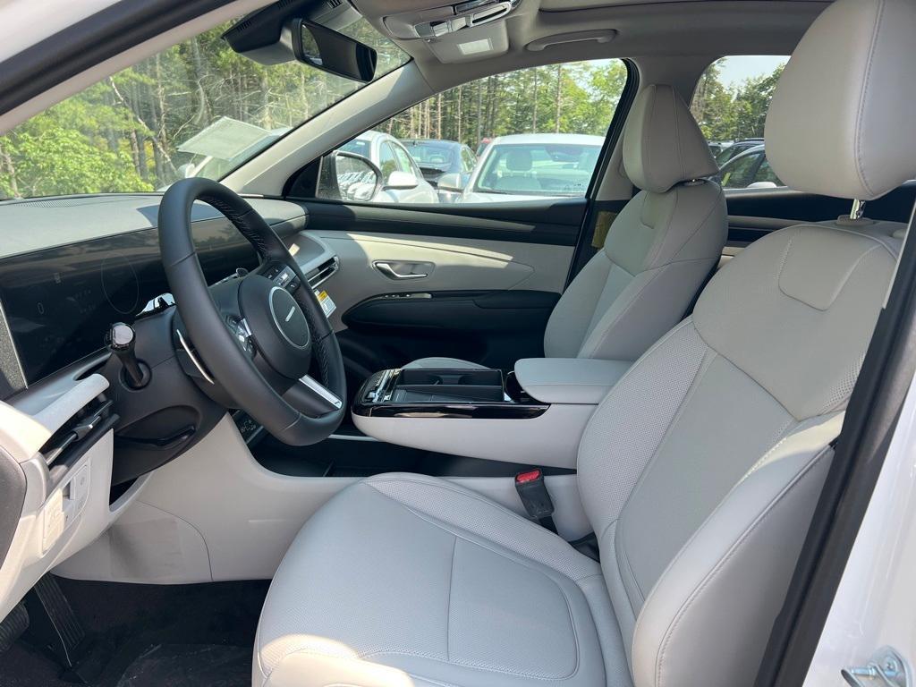 new 2025 Hyundai TUCSON Hybrid car, priced at $38,415