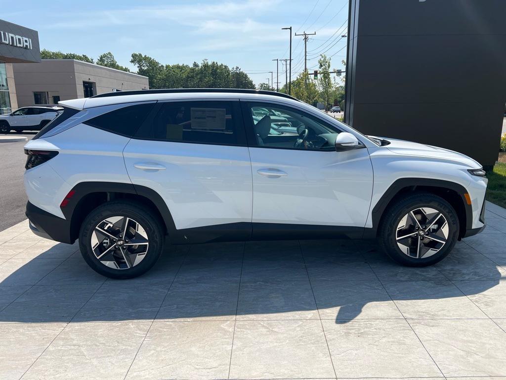 new 2025 Hyundai TUCSON Hybrid car, priced at $38,415