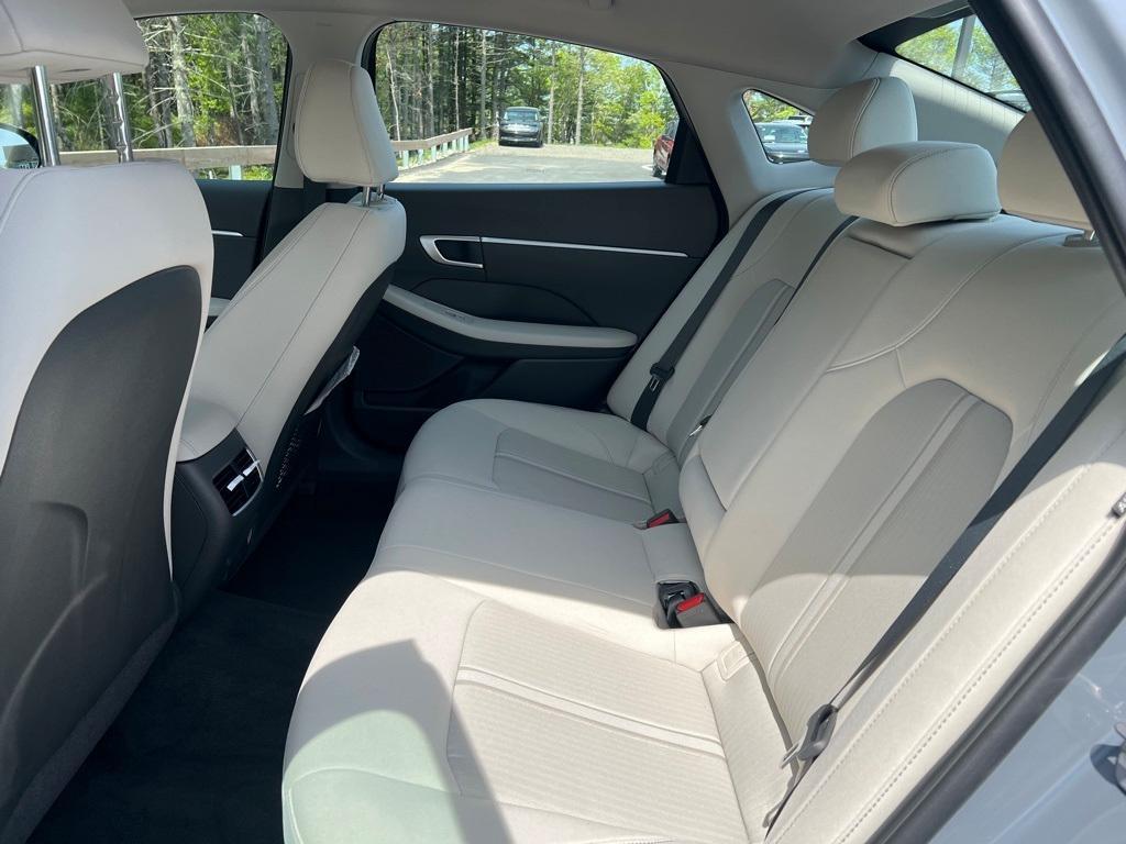 used 2024 Hyundai Sonata Hybrid car, priced at $26,198