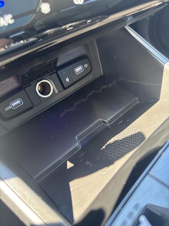 used 2022 Hyundai TUCSON Hybrid car, priced at $27,998