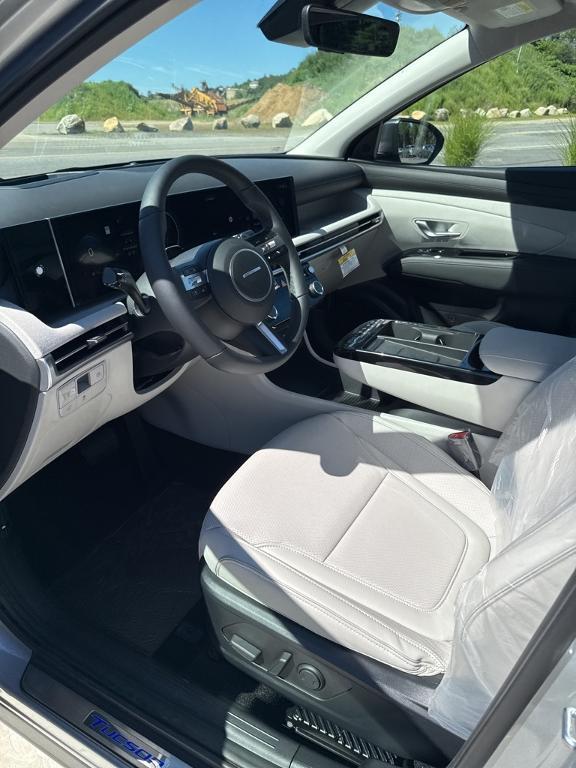 new 2025 Hyundai Tucson car, priced at $42,855