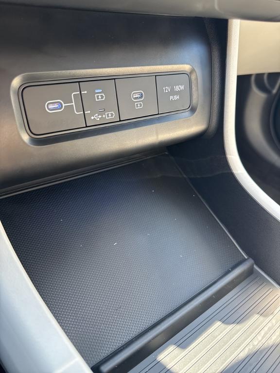 new 2025 Hyundai Tucson car, priced at $42,855