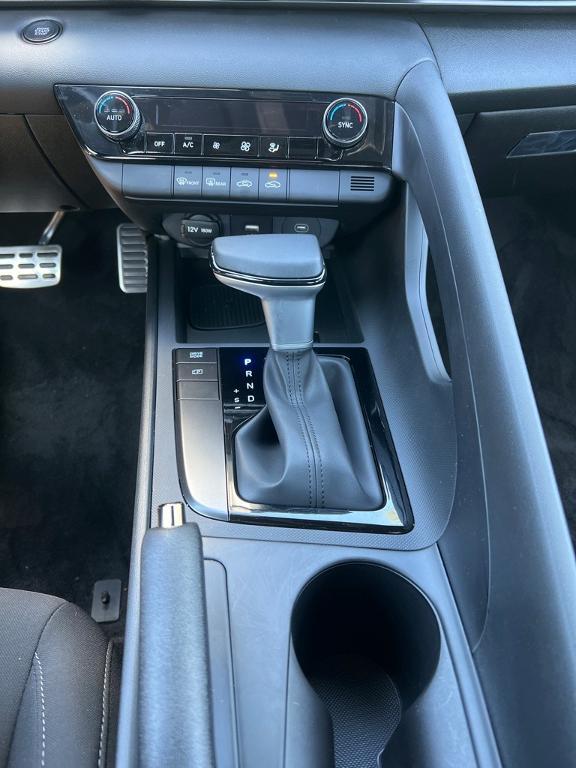 used 2025 Hyundai Elantra car, priced at $22,598