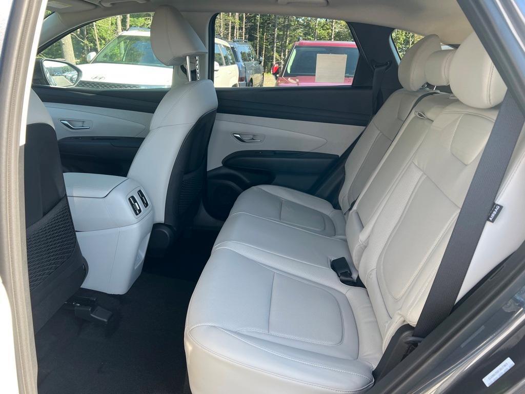 new 2025 Hyundai TUCSON Hybrid car, priced at $37,065