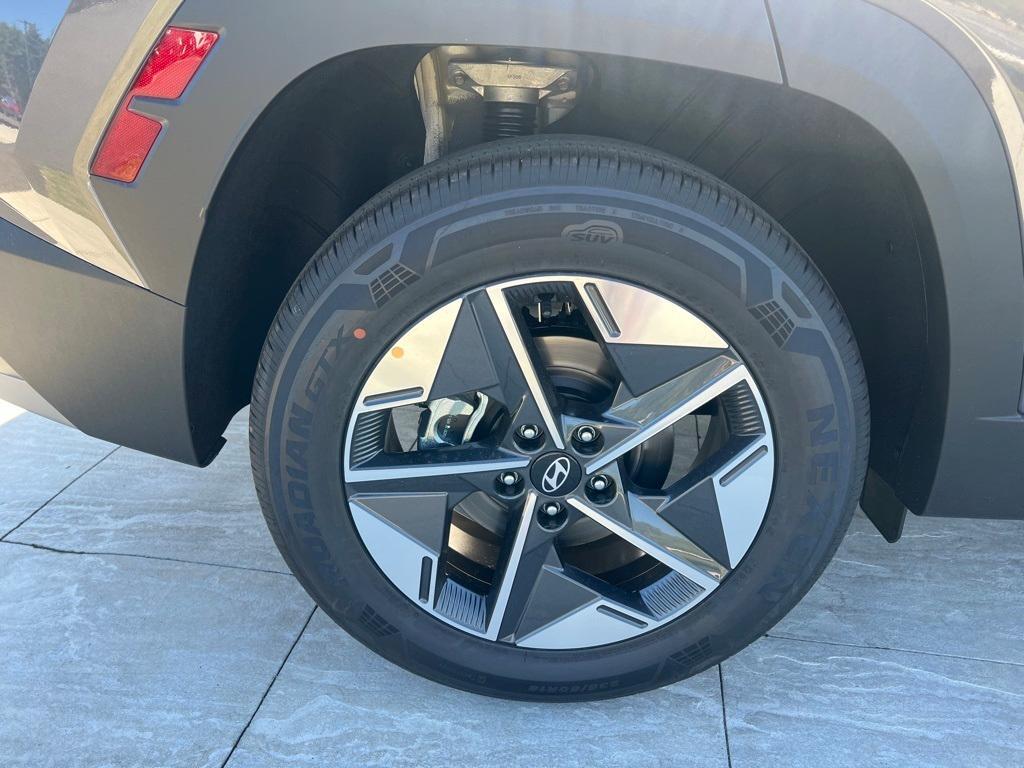 new 2025 Hyundai TUCSON Hybrid car, priced at $37,065