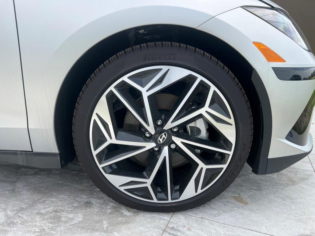 new 2024 Hyundai IONIQ 6 car, priced at $49,985