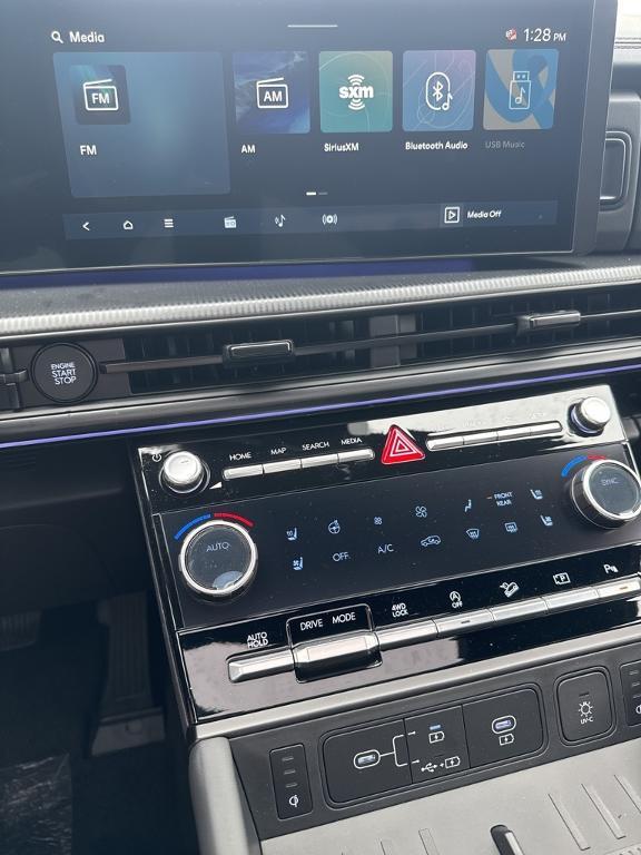 new 2025 Hyundai Santa Fe car, priced at $50,125