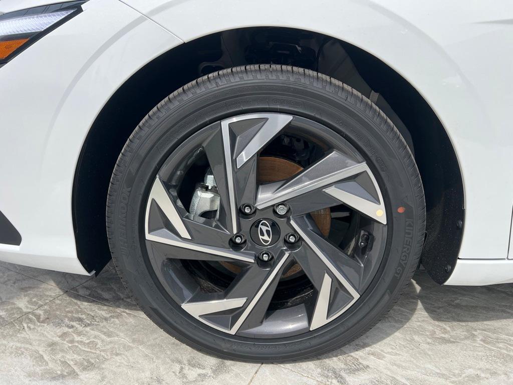 new 2025 Hyundai ELANTRA HEV car, priced at $28,745
