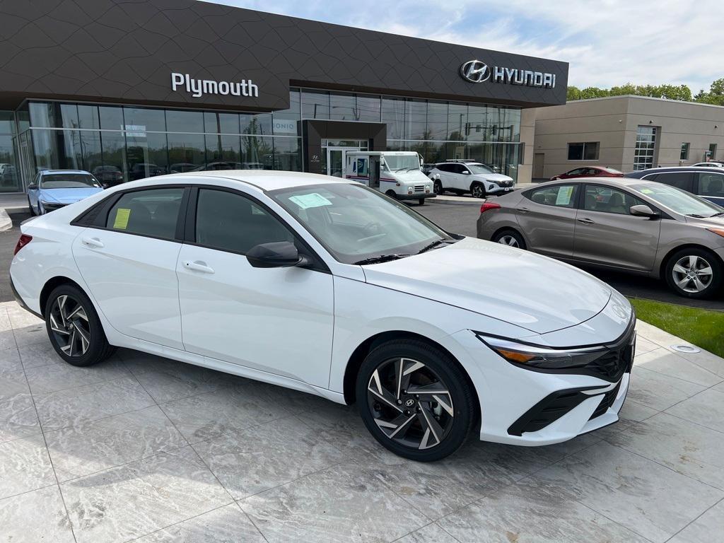 new 2025 Hyundai ELANTRA HEV car, priced at $28,745