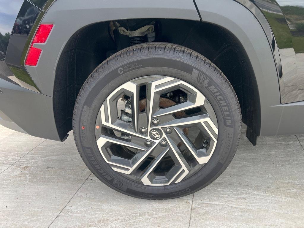 new 2025 Hyundai Tucson car, priced at $41,215