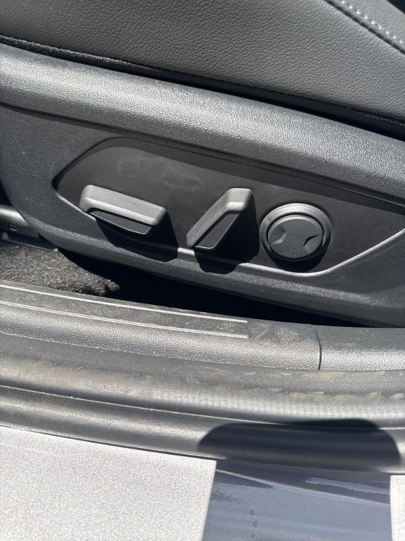 new 2025 Hyundai ELANTRA HEV car, priced at $30,580