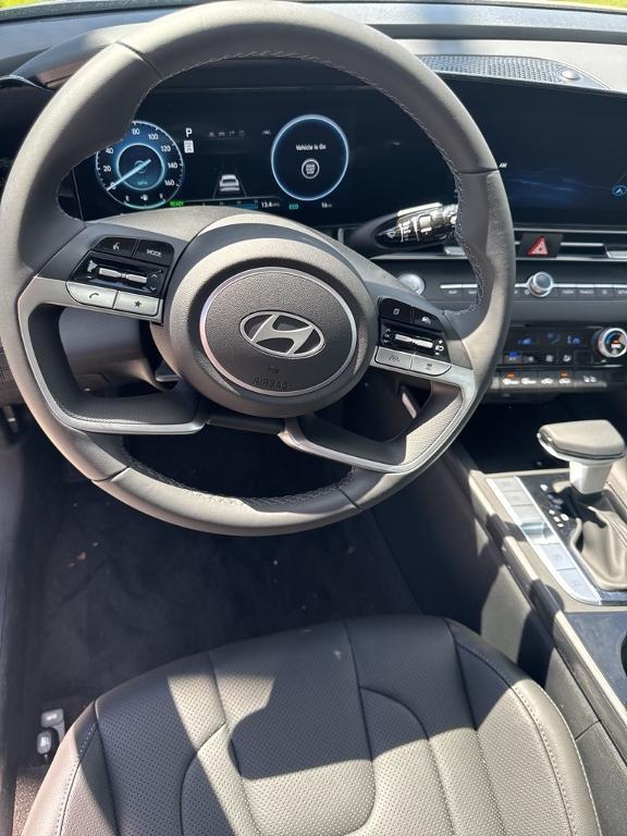 new 2025 Hyundai ELANTRA HEV car, priced at $30,580