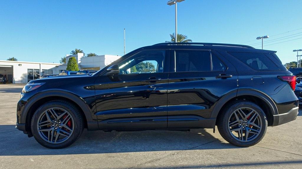 new 2025 Ford Explorer car, priced at $61,260