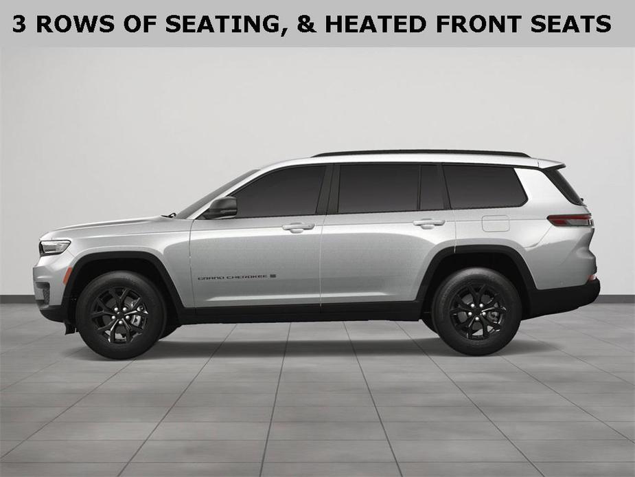 new 2024 Jeep Grand Cherokee L car, priced at $41,000