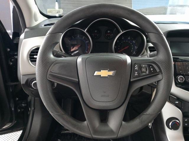 used 2015 Chevrolet Cruze car, priced at $7,600