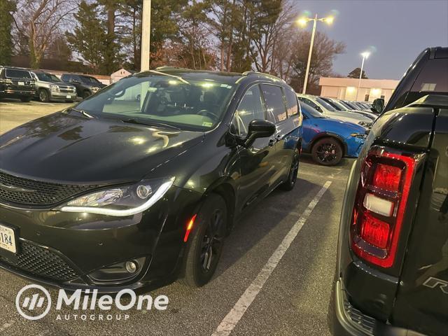 used 2020 Chrysler Pacifica car, priced at $28,100