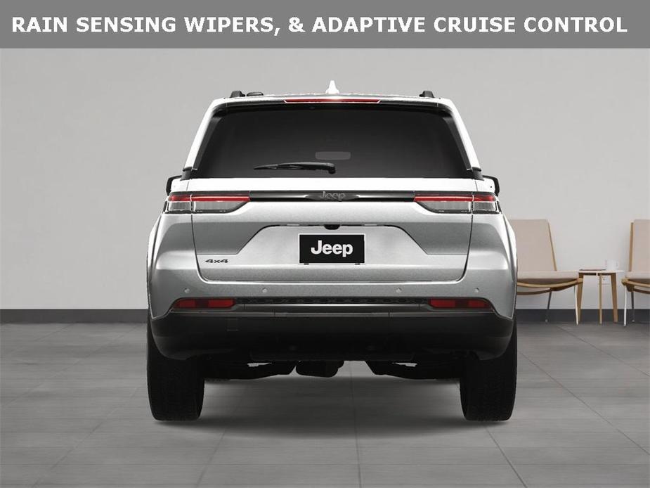 new 2024 Jeep Grand Cherokee car, priced at $39,200