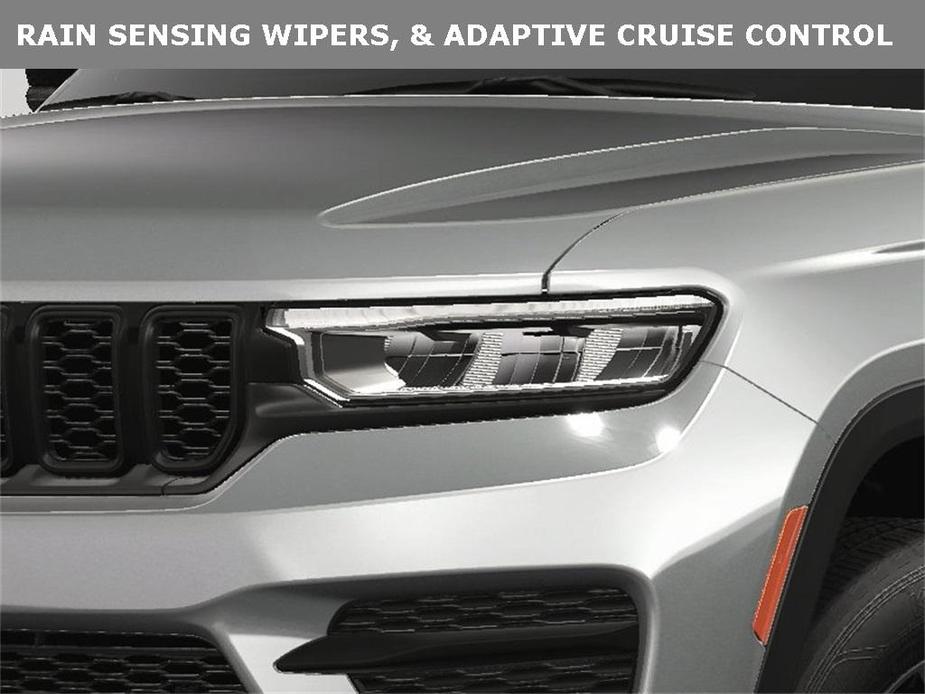 new 2024 Jeep Grand Cherokee car, priced at $39,200