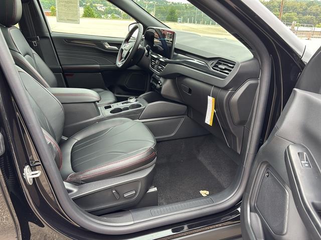 new 2025 Ford Escape car, priced at $41,500