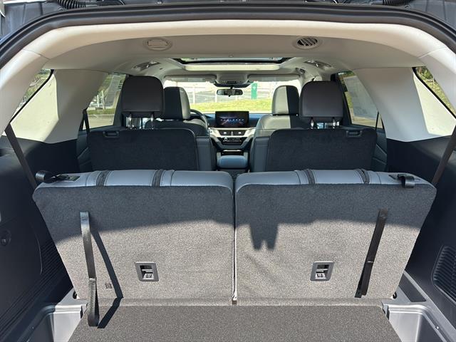 new 2025 Ford Explorer car, priced at $51,805