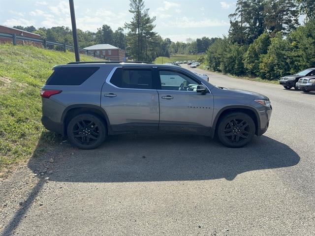 used 2020 Chevrolet Traverse car, priced at $26,888