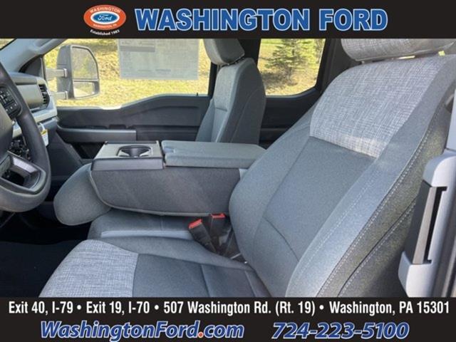 new 2025 Ford F-250 car, priced at $59,005